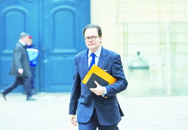 Visas délivrés aux Algériens: la polémique enfle en France, le Quai d’Orsay tente d’apaiser les tensions