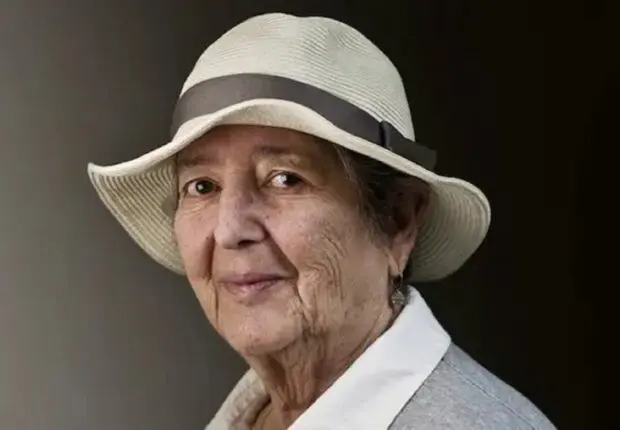 Qui est Elaine Mokhtefi ? L&rsquo;Américaine de 98 ans qui vient d&rsquo;obtenir la nationalité algérienne