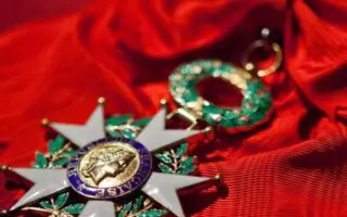 Une actrice franco-algérienne refuse la Légion d’honneur : on vous explique pourquoi