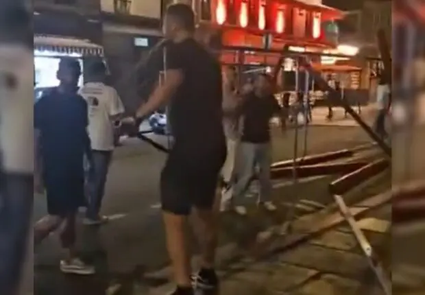 « Cassez-vous les bougnoules ! » : à Paris, une maraude d’une association vire à l’agression islamophobe