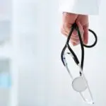 Horaires de garde et repos compensatoire : le ministère de la Santé hausse le ton