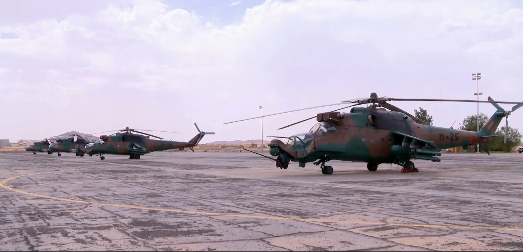 Ce pays reçoit 4 hélicoptères et un important soutien militaire de l’Algérie