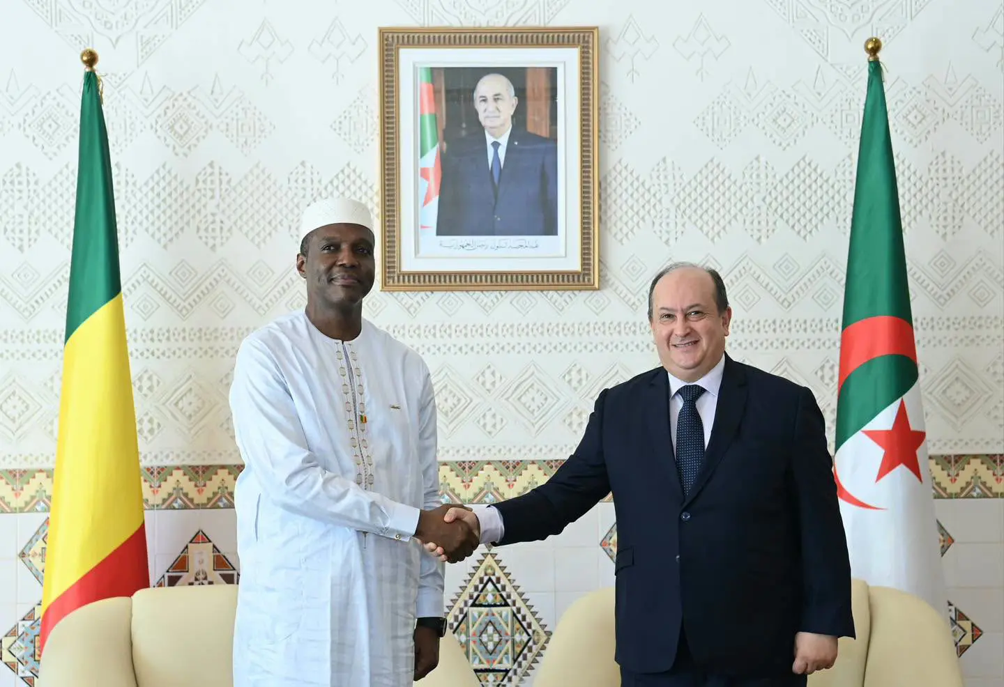 Le premier ministre malien en visite à Alger : l&rsquo;Algérie et le Mali tournent la page de la crise