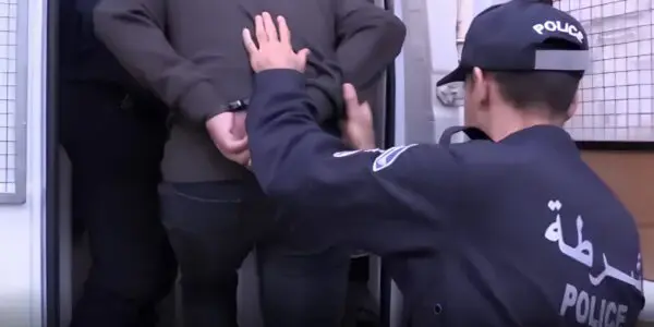 Bordj Bou Arréridj : il percute un citoyen qui filmait son agression, la vidéo mène à son arrestation