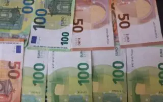 L&rsquo;euro repart à la hausse : À combien s&rsquo;échange le billet de 100 € ce 16 août ?