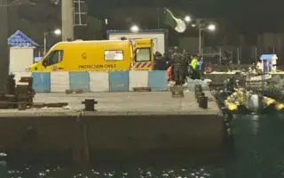 Tragédie à Béjaïa : Un violent coup de vent renverse un bateau de plaisance et fait 2 morts et 6 blessés