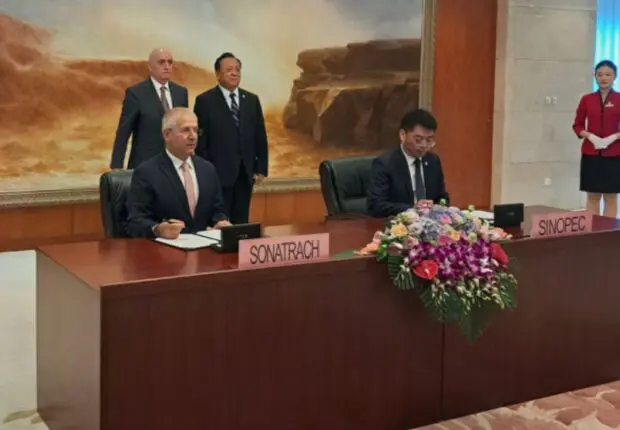 Hydrocarbures : Sonatrach scelle un partenariat d’envergure avec le géant chinois Sinopec