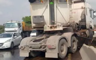 Trafic paralysé en direction d’Alger suite à un accident de poids lourds : l’ADA appelle à la prudence