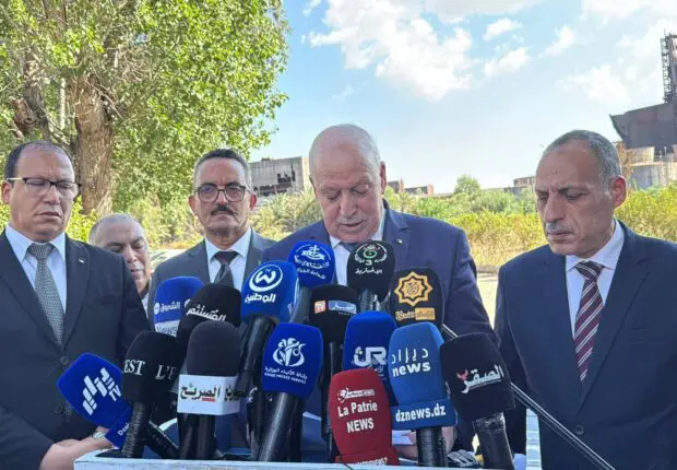 Complexe d&rsquo;El Hadjar : après des années de difficultés, le fleuron sidérurgique face à un tournant