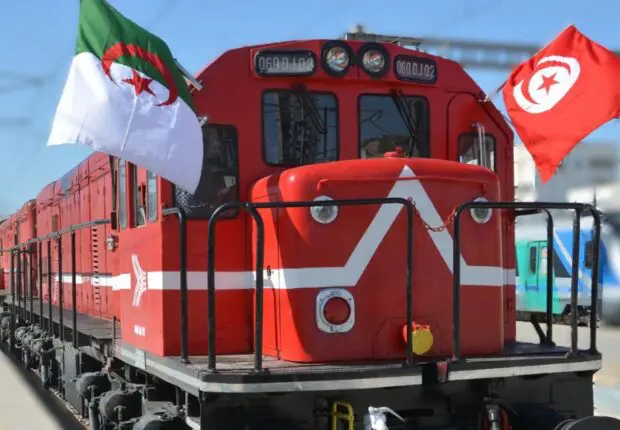 Train Algérie-Tunisie : horaires, trajet et prix des billets actuels