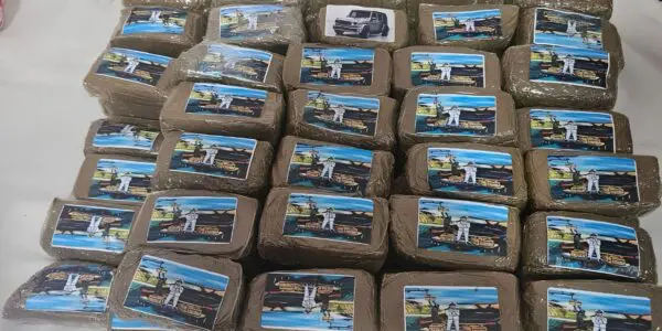 61 kg de kif traité planqués dans des voitures, 7 trafiquants tombent à Chlef (Vidéos)
