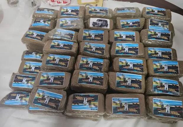 61 kg de kif traité planqués dans des voitures, 7 trafiquants tombent à Chlef (Vidéos)