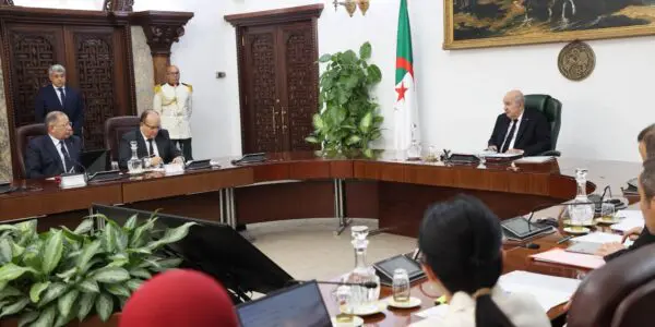 Guichet unique, foncier industriel, ports… Tebboune ordonne plusieurs mesures