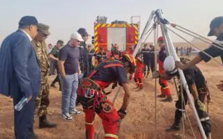 Piégé au fond d&rsquo;un puits de 80 m : Course contre la montre à El Bayadh pour sauver un enfant de 10 ans