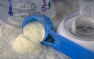 « 10 000 tonnes par an » : L&rsquo;usine de lait infantile de Boumerdès sera opérationnelle à cette date