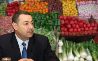 «La tomate à 200 DA en août, je n’ai jamais vu ça» : Sayoud s’exprime sur la hausse injustifiée des prix