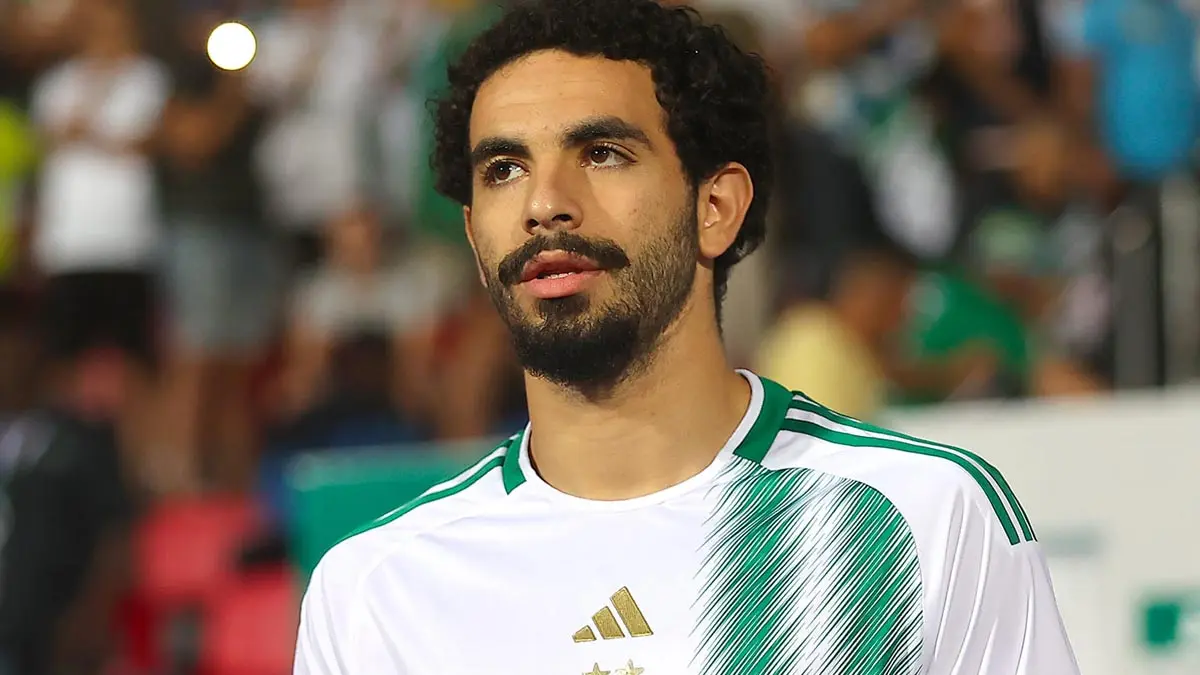 Hemdani – Ait-Nouri : altercation en plein match Algérie-Zambie