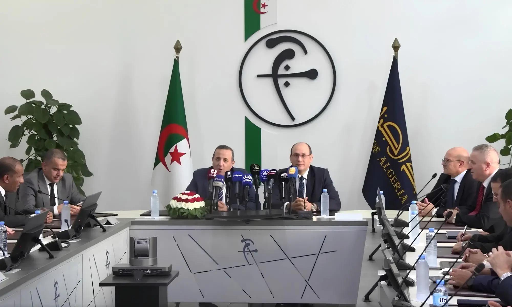Cérémonie d’installation du nouveau gouverneur de la Banque d’Algérie