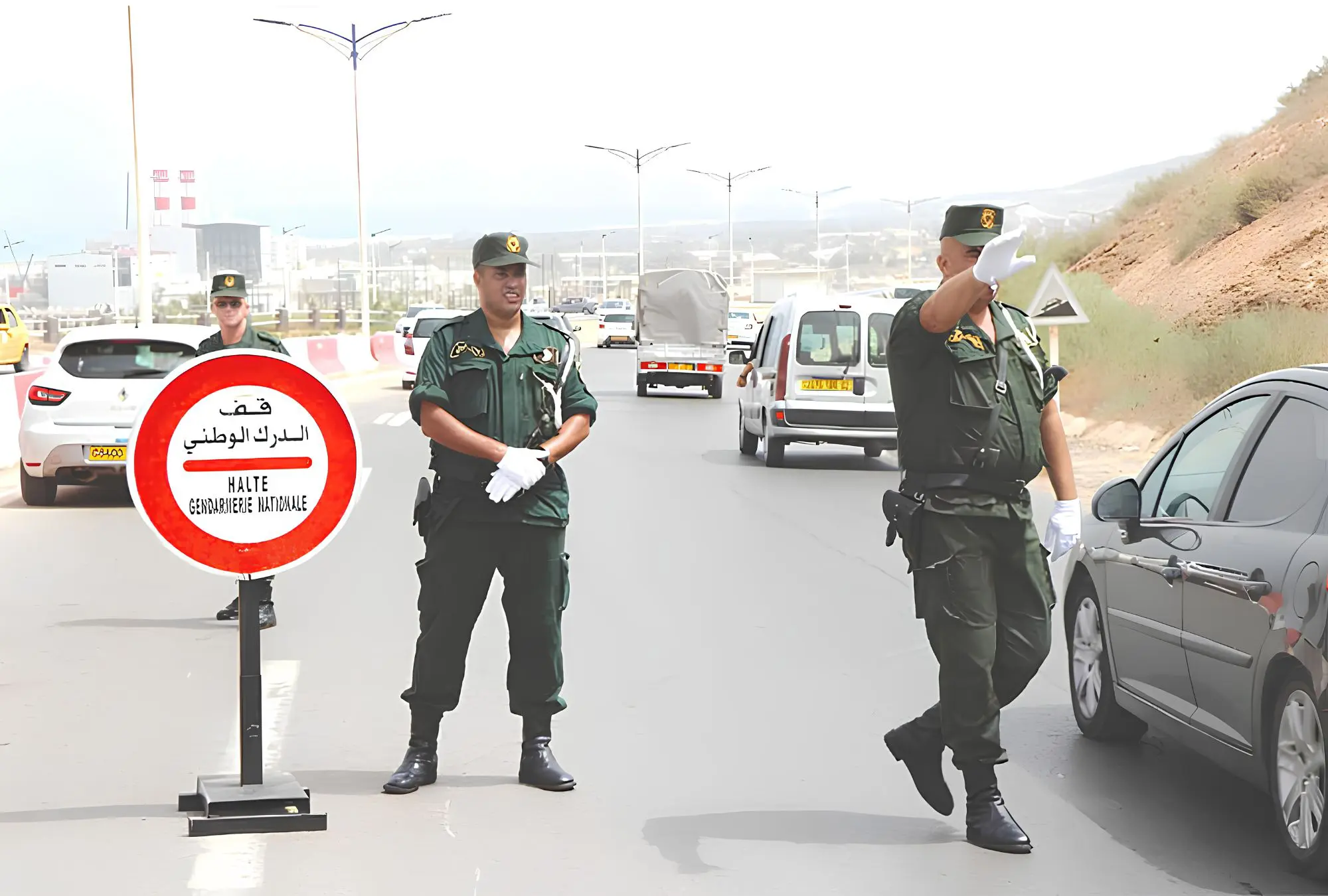 La Gendarmerie clarifie les règles sur l’extincteur: attention au modèle choisi, 20 000 DA d’amende en jeu