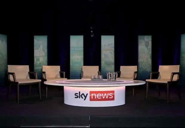 Alger retire l’accréditation de Sky News Arabia après la rupture avec les Émirats
