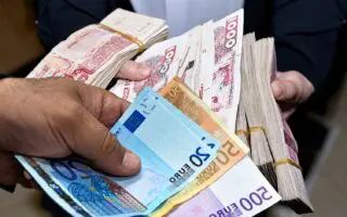 Euro-dinar ce 24 septembre : l’euro stable à 276 DA au square, il recule à la Banque d’Algérie