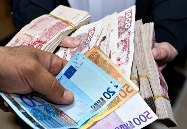 Euro-dinar ce 24 septembre : l&rsquo;euro stable à 276 DA au square, il recule à la Banque d&rsquo;Algérie
