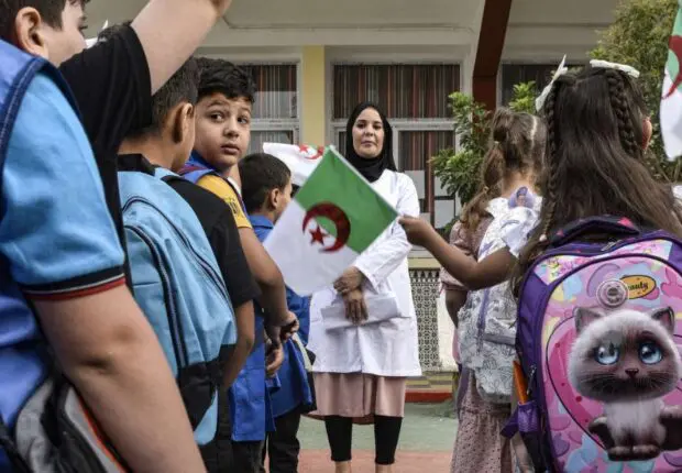 Rentrée scolaire : appel à renforcer la sécurité autour des établissements scolaires
