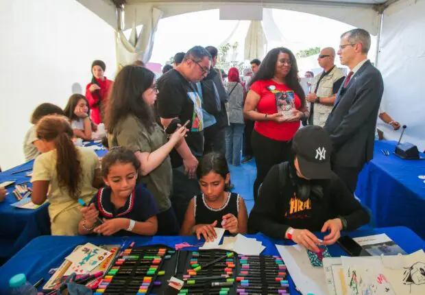 FIBDA 2026 : deux artistes emblématiques des comics et une star de Marvel s’invitent à Alger