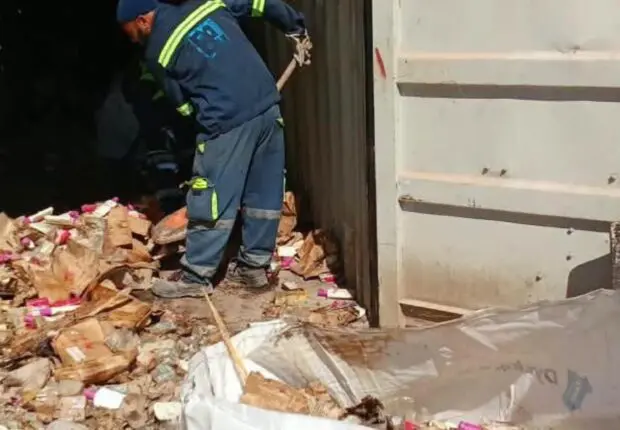 Des marchandises abandonnées depuis 1993 : Le port de Mostaganem fait le ménage dans ses « vieux » stocks