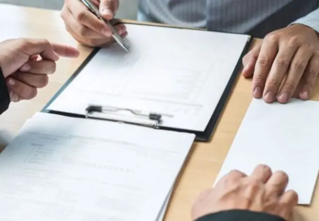 125 000 recrutements prévus en 2027, voici les secteurs qui vont embaucher en Algérie