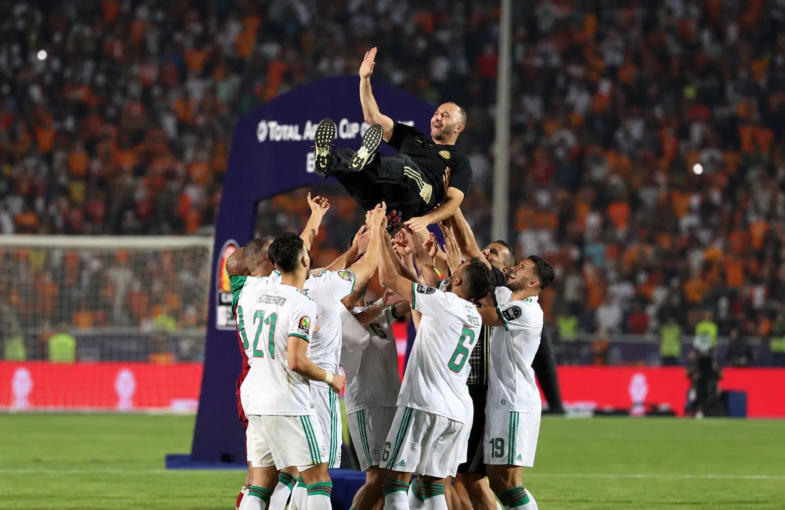 Meziane Ighil contredit Madjer : « Belmadi a gagné la CAN 2019 seul » (vidéo)