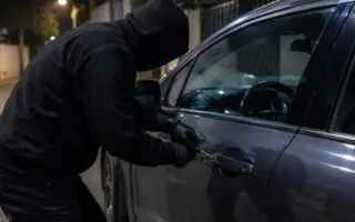 Vol de voitures à Alger : 4 mois d&rsquo;enquête pour arrêter 7 personnes et récupérer 8 véhicules