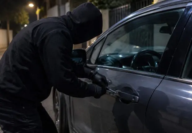 Vol de voitures à Alger : 4 mois d&rsquo;enquête pour arrêter 7 personnes et récupérer 8 véhicules