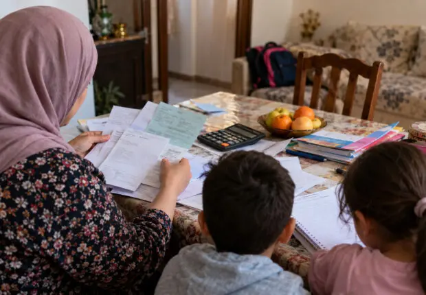 Allocations familiales en Algérie : conditions, âge limite et démarches auprès de la CNAS