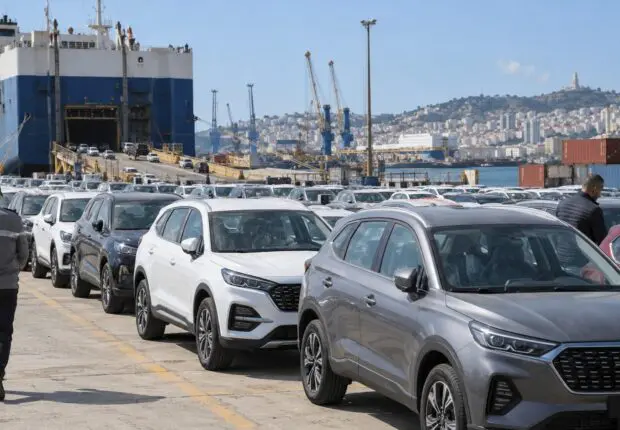 Voitures chinoises : en 8 mois, l’Algérie en a déjà importé plus que sur toute l’année 2025