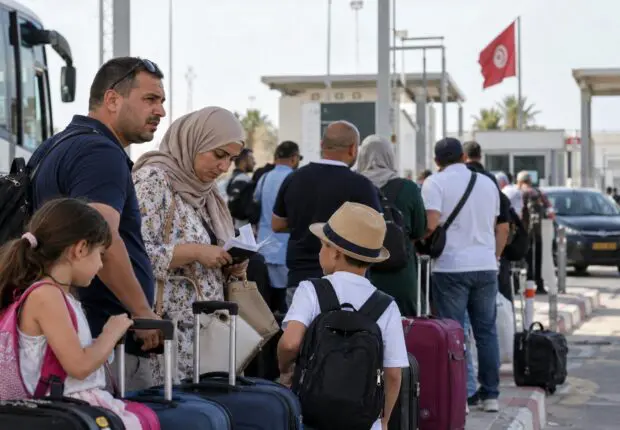 Tourisme en Tunisie : Pourquoi le nombre de visiteurs algériens a chuté de 40 % en septembre ?