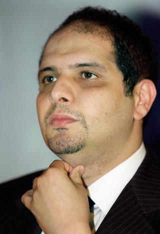 Affaire Khalifa en France le parquet requiert un non-lieu partiel