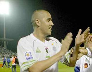 Bouguerra a repris l’entraînement, Walter Smith rassure : «le 14 Madjid sera prêt»