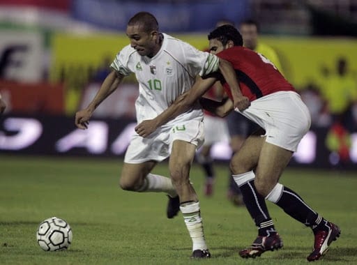 En 1990, les algériens avaient souffert de l&rsquo;accueil et du séjour au Caire