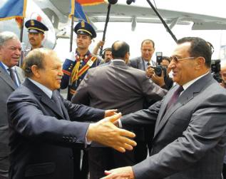 L’Egypte hausse le ton, l’Algérie se tait