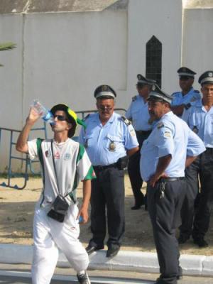Les fans des verts font trembler le Caire