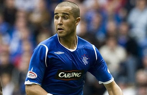 Les joueurs des Glasgow Rangers contre la participation de Bougherra en Champion&rsquo;s League