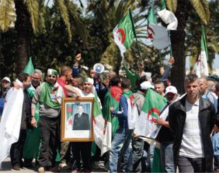 Les premiers groupes de supporters des « Verts » sillonnent les rues du Caire