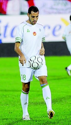 Meghni dans le groupe de demain face au Milan AC