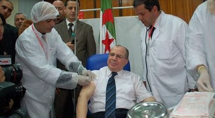 Barkat a ouvert la voie, hier, pour la vaccination contre la grippe A
