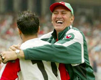 Bracci, l’hommedes derbys est de retour