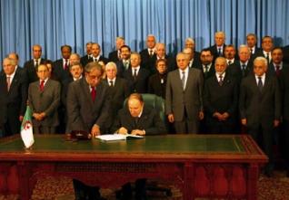 Cap sur l’emploi, le logement et la croissance économique