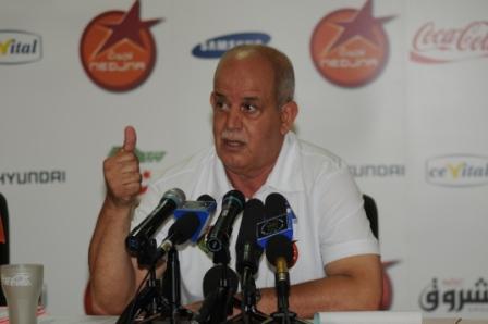 Conférence de presse de Rabah Saadane : « L&rsquo;objectif principal de la CAN est de stabiliser l&rsquo;équipe nationale »