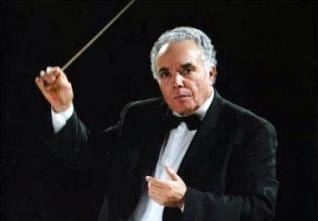 Entretien express avec Ahmed Achour, chef de l’orchestre symphonique tunisien