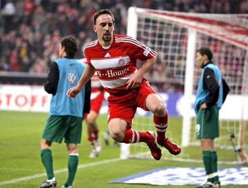 Foot – ALL – Bayern Un ongle incarné gêne Ribéry